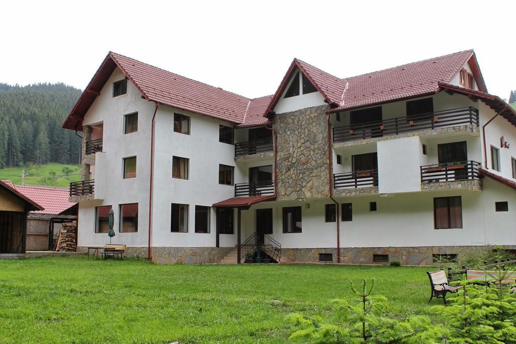 Pensiunea La Turcu Moeciu De Sus Exterior photo